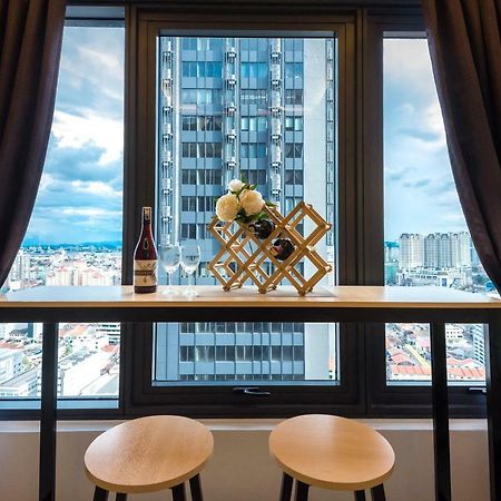 Lägenhet på 700 m² i Georgetown, med 2 sovrum och 2 badrum  Exteriör bild